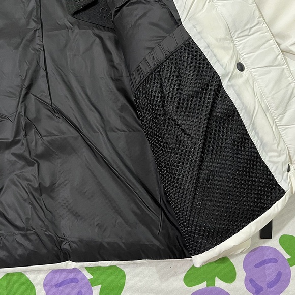 Canada Goose White Hooded Down Jacket - Picture 11 of 15
